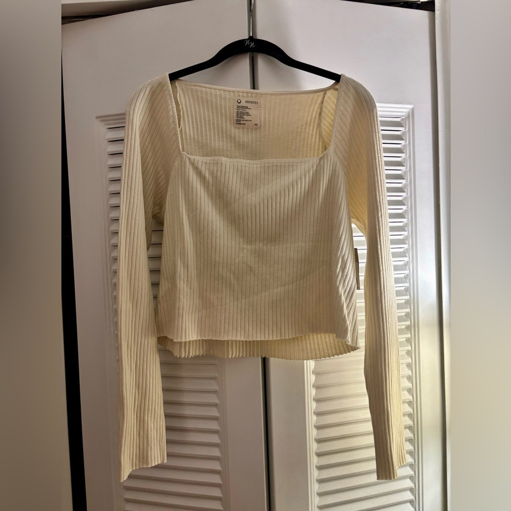 NWT For Days Long-sleeved Cream Squareneck Ribbed Crop Top